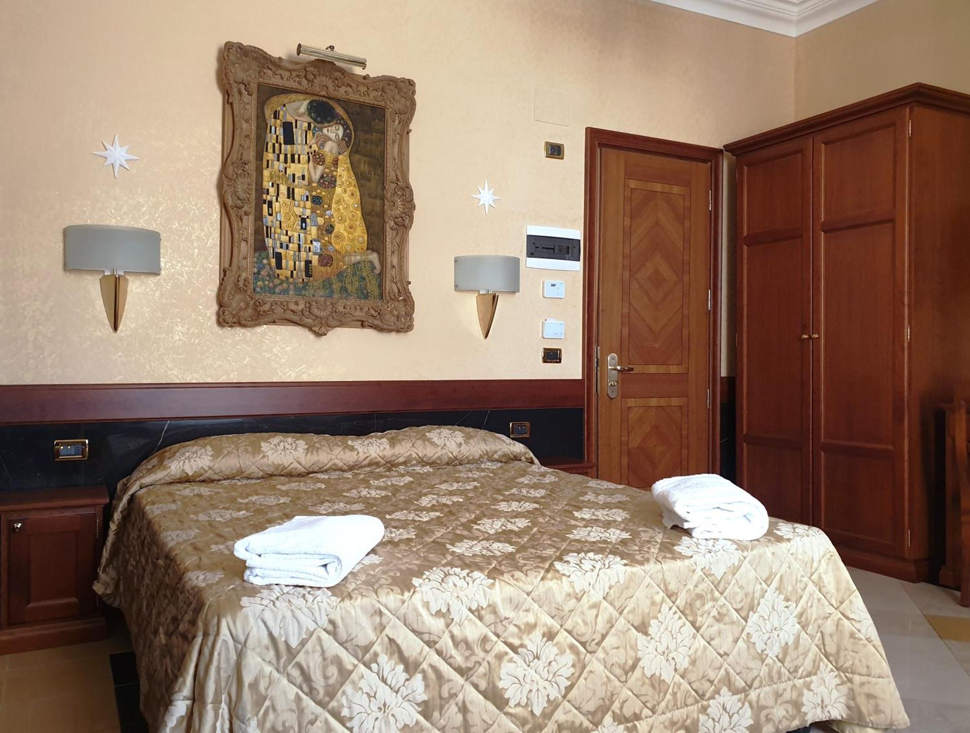 Bolivar Hotel Rom