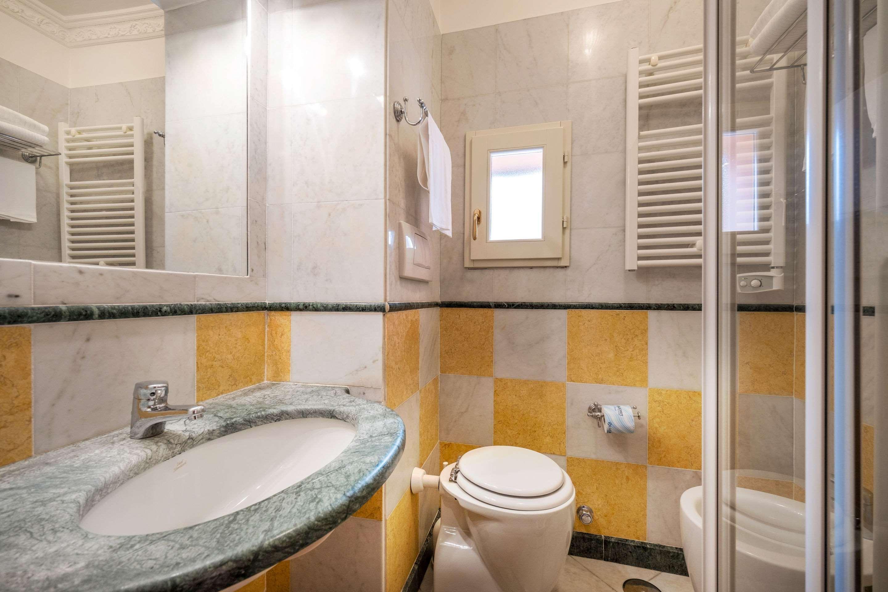Bolivar 4* Roma